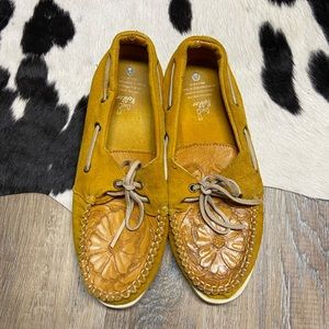 kobler | tooled moccasins